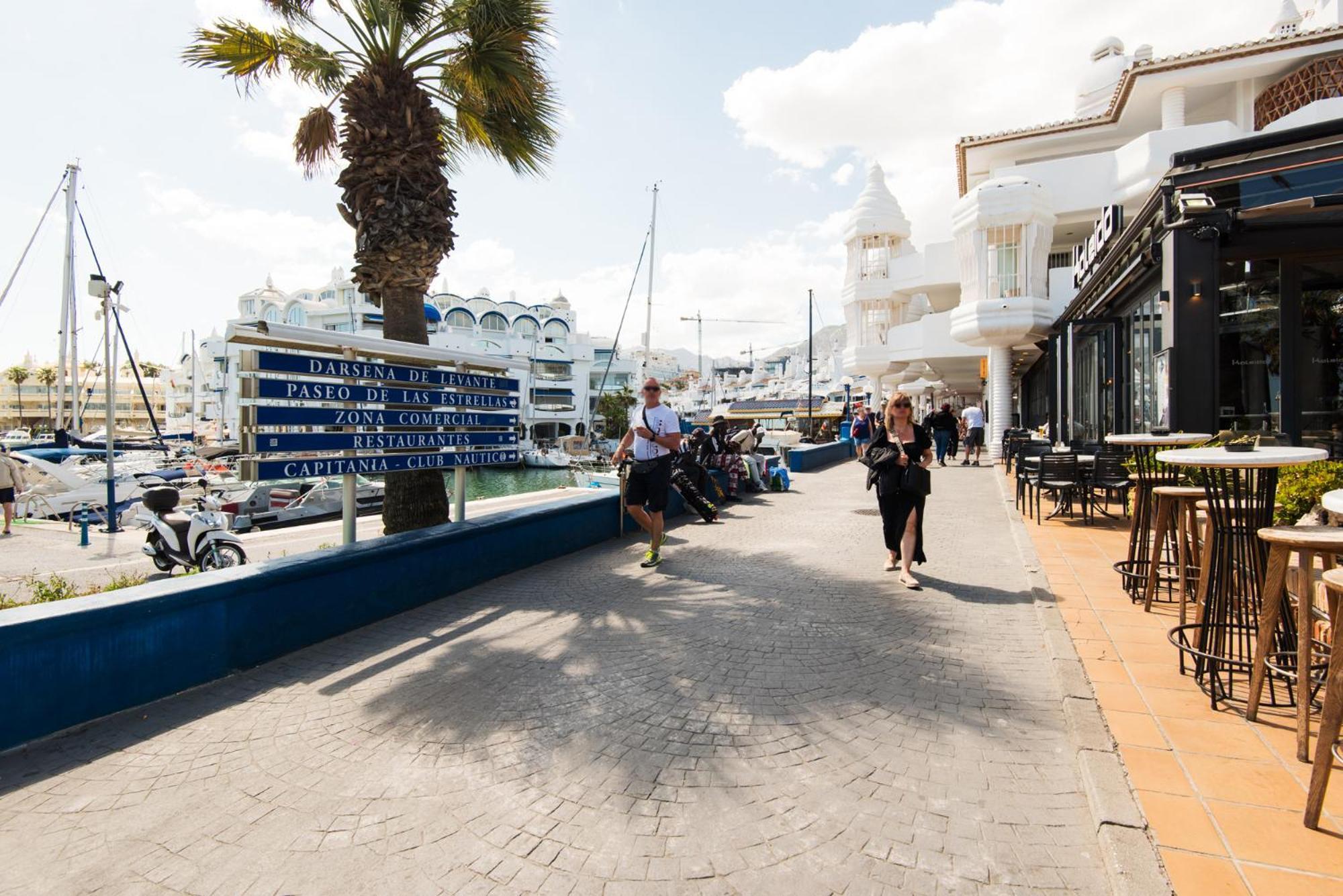 Apartmento En La Pequena Venecia, Puerto Marina Benalmadena Exterior photo