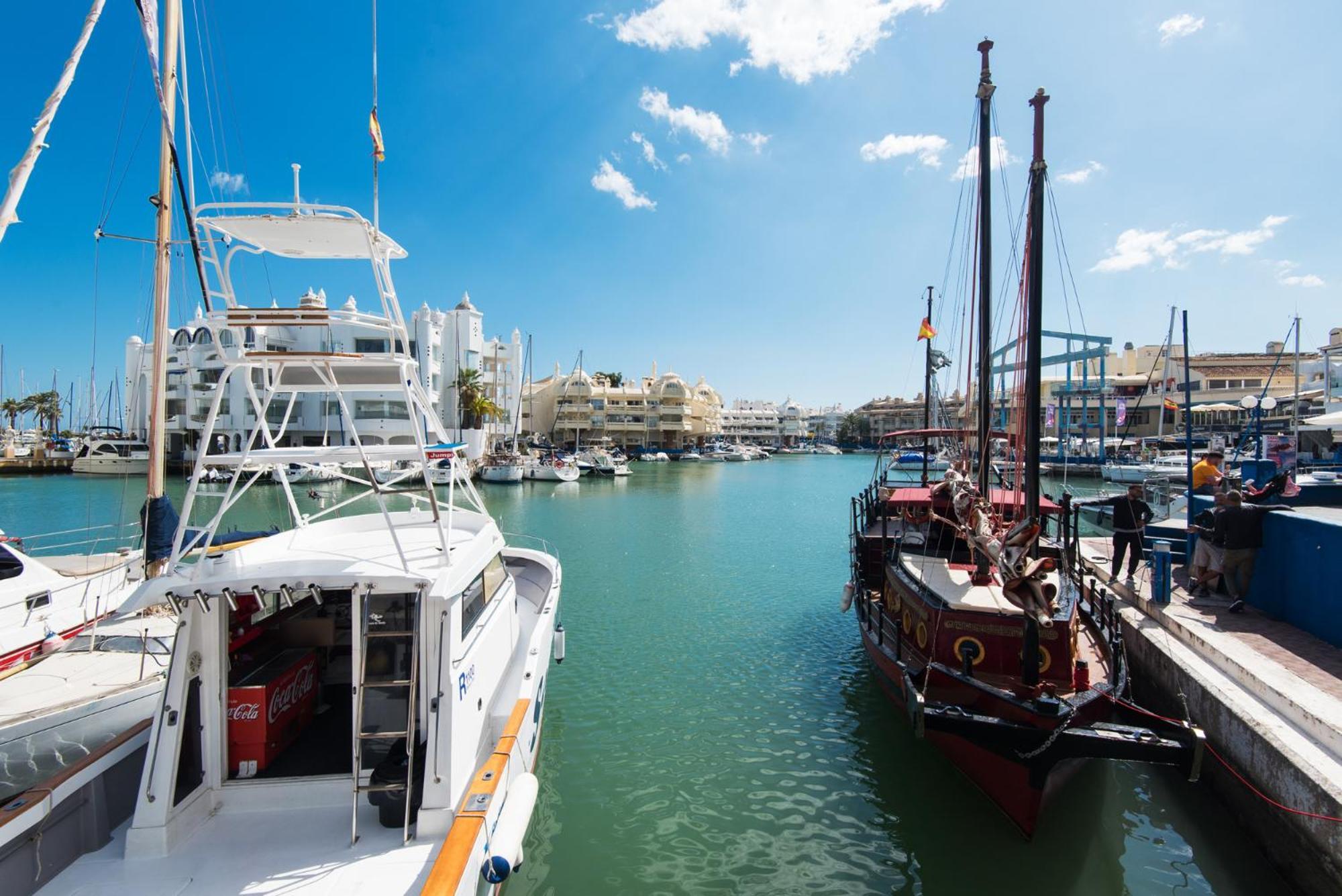 Apartmento En La Pequena Venecia, Puerto Marina Benalmadena Exterior photo