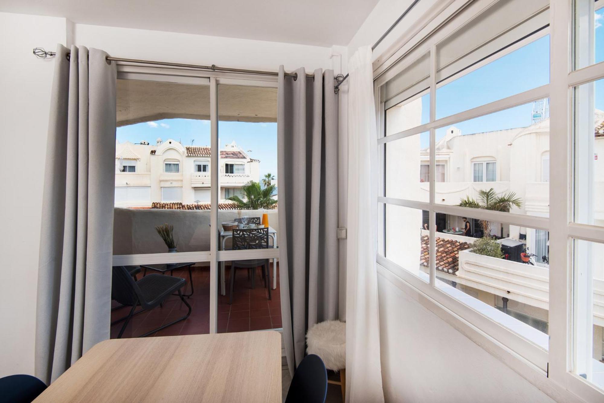 Apartmento En La Pequena Venecia, Puerto Marina Benalmadena Exterior photo